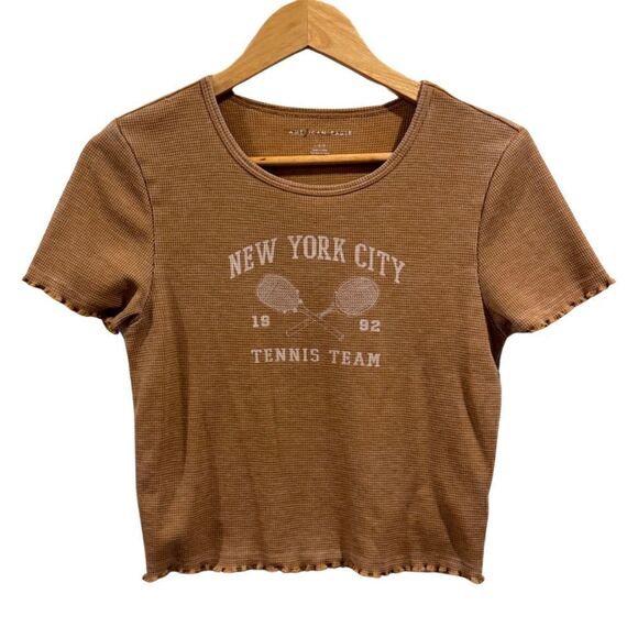 American Eagle Cropped waffle Tan ruffle trim Shirt Size L - Picture 1 of 4